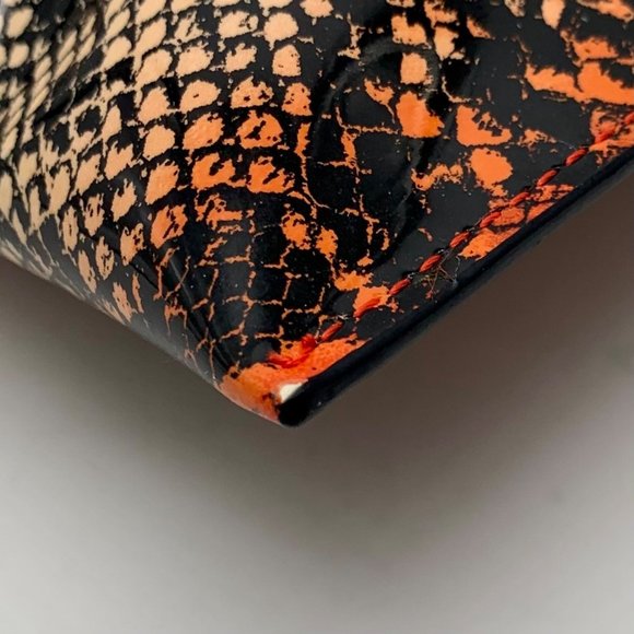 Marc by Marc Jacobs Annabella Red Snake Skin Print PVC Clutch - Picture 6 of 11